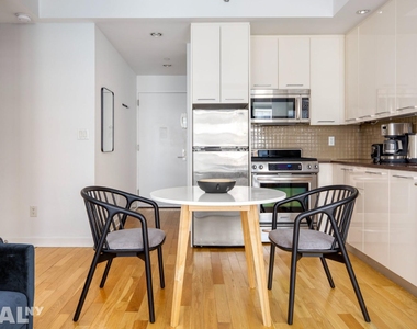 East 34th Street - Photo Thumbnail 1
