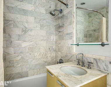 East 34th Street - Photo Thumbnail 4