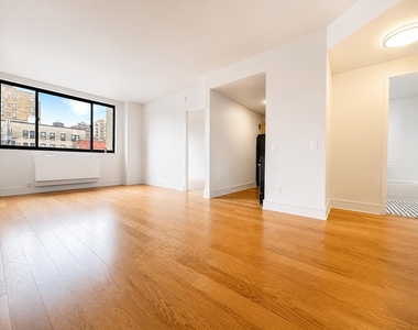 323 West 96th Street - Photo Thumbnail 2
