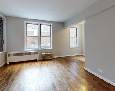 East 58th Street - Photo Thumbnail 7