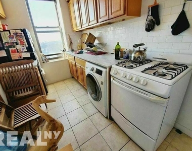 17th Street - Photo Thumbnail 6