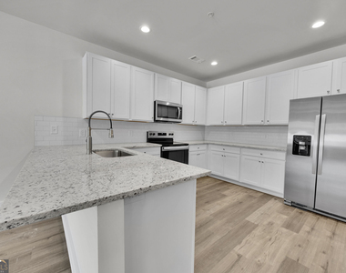 5136 Avery Street - Photo Thumbnail 9