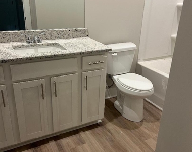 5136 Avery Street - Photo Thumbnail 2