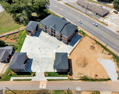 5134 Avery Street - Photo Thumbnail 3