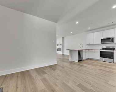 5134 Avery Street - Photo Thumbnail 6