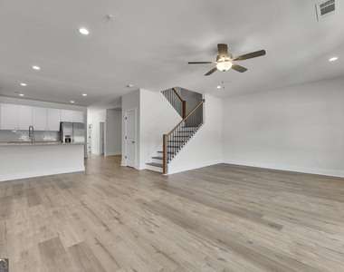 5134 Avery Street - Photo Thumbnail 17