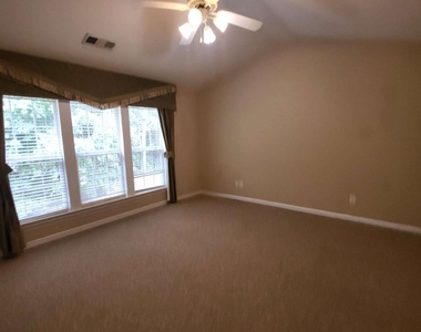 265 Friars Head Drive - Photo Thumbnail 7
