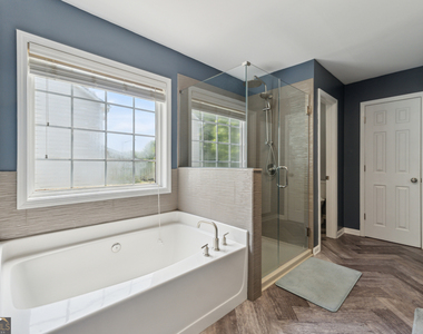 5839 Buckner Creek Drive - Photo Thumbnail 16