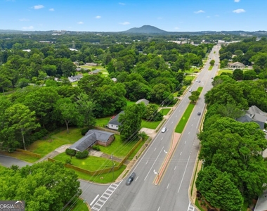 1808 Sandy Plains Road - Photo Thumbnail 25