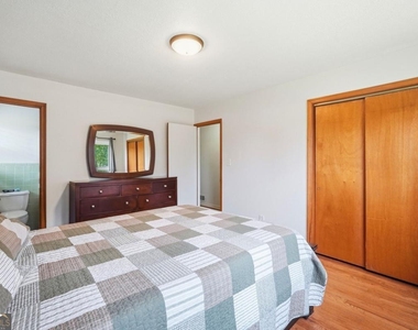 1808 Sandy Plains Road - Photo Thumbnail 16