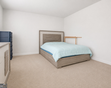 1129 Bluecoat Circle - Photo Thumbnail 12