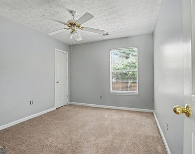 4394 Cross Lane - Photo Thumbnail 9