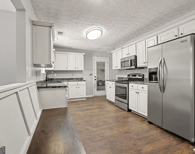 4394 Cross Lane - Photo Thumbnail 2