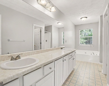 4394 Cross Lane - Photo Thumbnail 8
