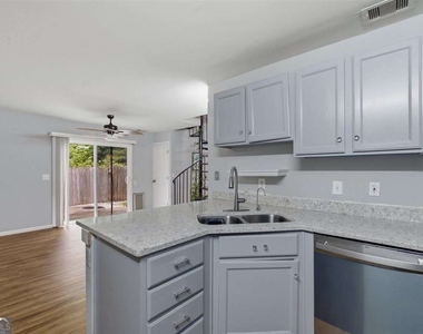 13506 Aventide Lane - Photo Thumbnail 14