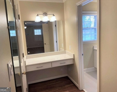 1150 Falstaff Drive - Photo Thumbnail 19