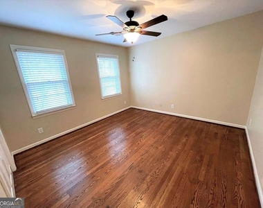 1150 Falstaff Drive - Photo Thumbnail 26