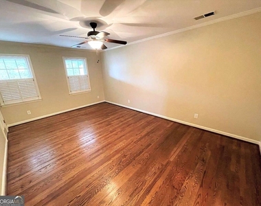1150 Falstaff Drive - Photo Thumbnail 17