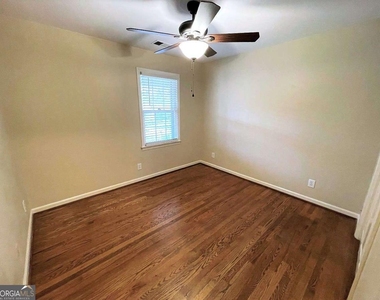 1150 Falstaff Drive - Photo Thumbnail 28