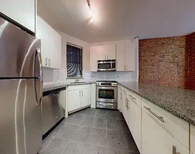 129 East 97th Street - Photo Thumbnail 6