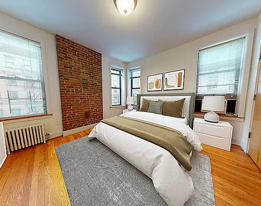 129 East 97th Street - Photo Thumbnail 3