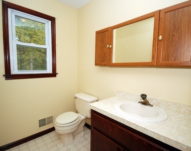 6 Heather Ln - Photo Thumbnail 13