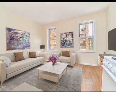 Lexington ave and 89th street - Photo Thumbnail 1