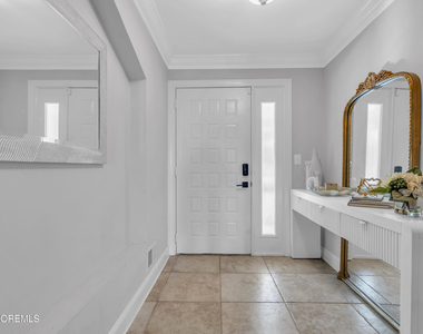 165 Riddle Avenue - Photo Thumbnail 4
