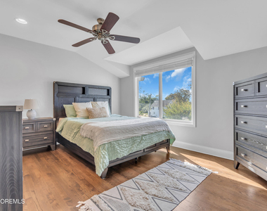 165 Riddle Avenue - Photo Thumbnail 29