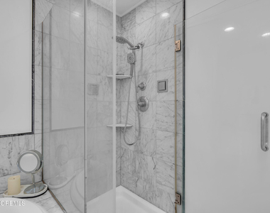 165 Riddle Avenue - Photo Thumbnail 28