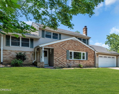 67 Shady Nook Drive - Photo Thumbnail 1
