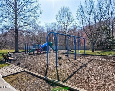 185 Pear Drive - Photo Thumbnail 37