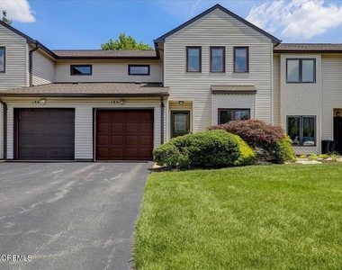 185 Pear Drive - Photo Thumbnail 2