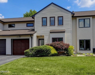 185 Pear Drive - Photo Thumbnail 4