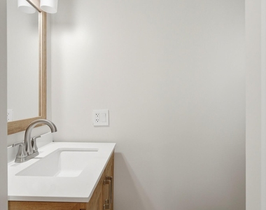 1208 Maplewood Road - Photo Thumbnail 13