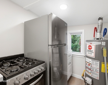 1208 Maplewood Road - Photo Thumbnail 8