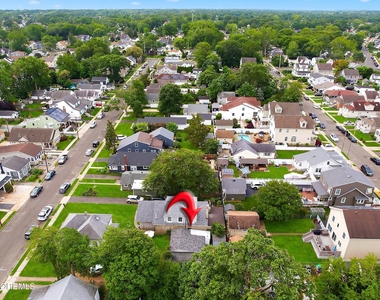 1208 Maplewood Road - Photo Thumbnail 37