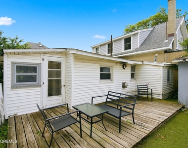 1208 Maplewood Road - Photo Thumbnail 2