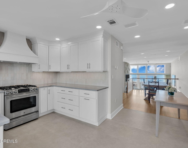 152 Ocean Avenue N - Photo Thumbnail 16
