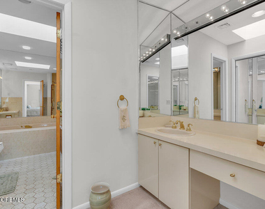 152 Ocean Avenue N - Photo Thumbnail 30