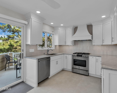 152 Ocean Avenue N - Photo Thumbnail 20