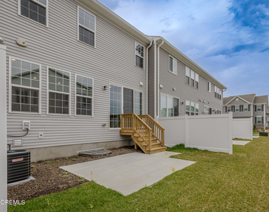 213 Harley Lane - Photo Thumbnail 34