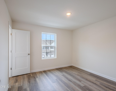 213 Harley Lane - Photo Thumbnail 26
