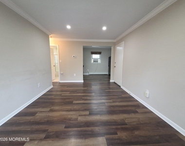 1 George Street - Photo Thumbnail 15