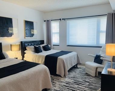 3101 Boardwalk - Photo Thumbnail 10