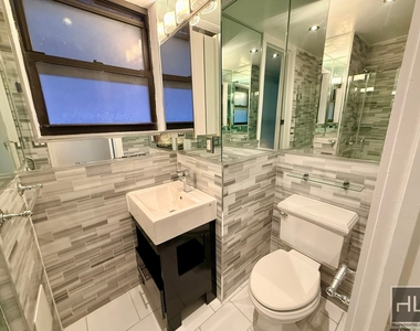 West 103rd Street - Photo Thumbnail 16