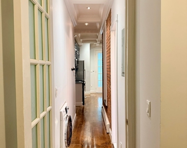 West 103rd Street - Photo Thumbnail 9