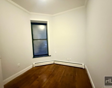 West 103rd Street - Photo Thumbnail 6