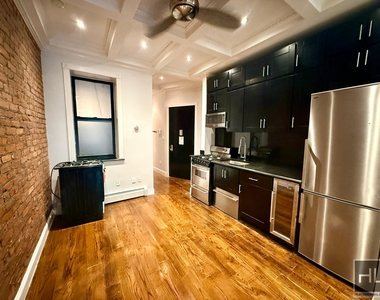 West 103rd Street - Photo Thumbnail 1