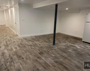 215 Highland Boulevard - Photo Thumbnail 6